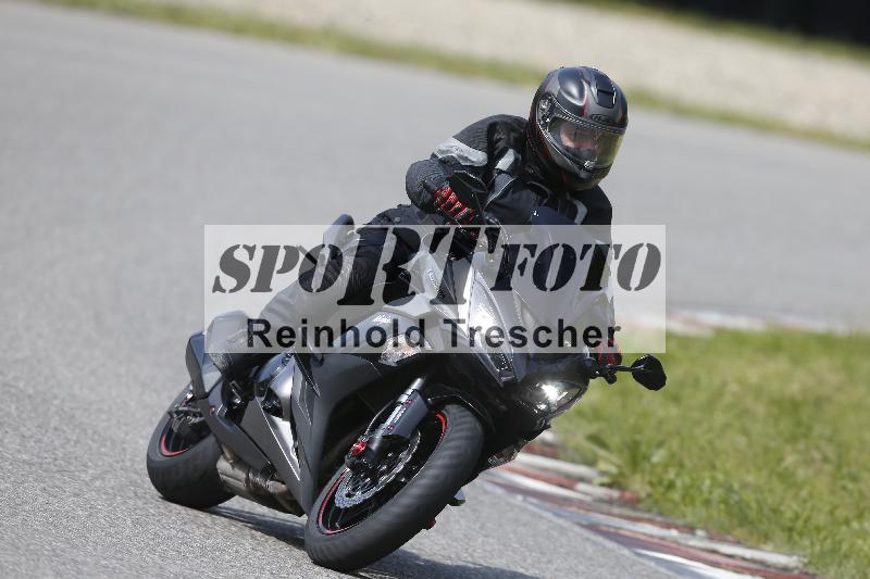 /Archiv-2024/17 01.05.2024 Speer Racing ADR/Schnuppertraining